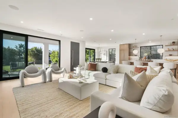 2113-2115 Frankfort St, San Diego, CA 92110