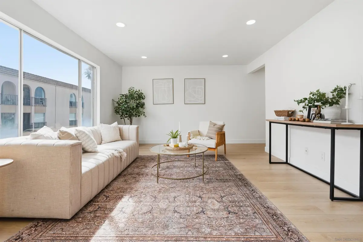 4750 Noyes St #204, San Diego, CA 92109 - #1