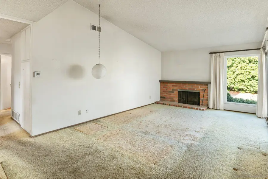 6392 Amberly St, San Diego, CA 92120 - #3