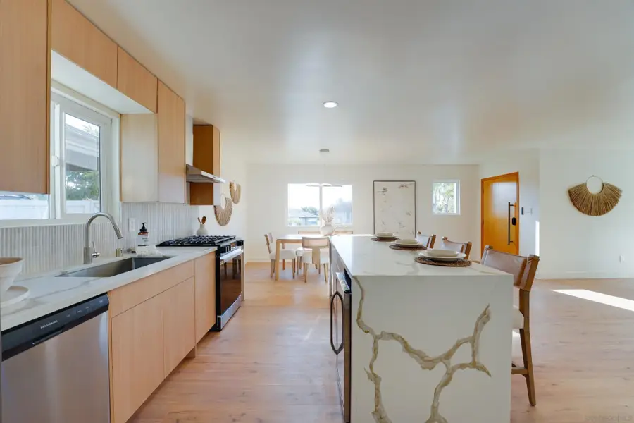 4960 Sparks Ave, San Diego, CA 92110 - #3