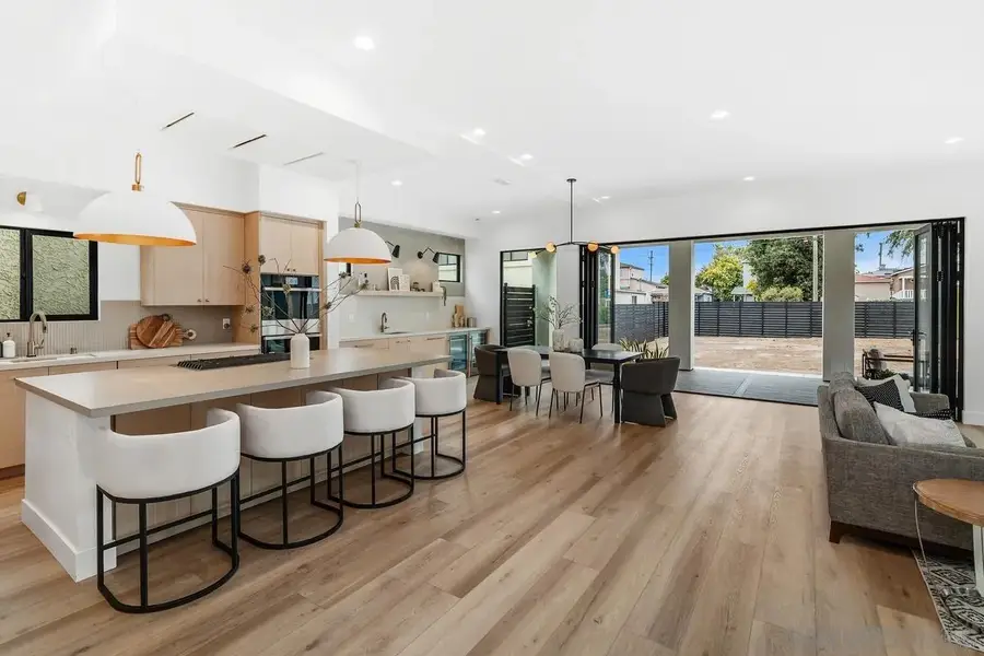 1826 Galveston St, San Diego, CA 92110 - #3