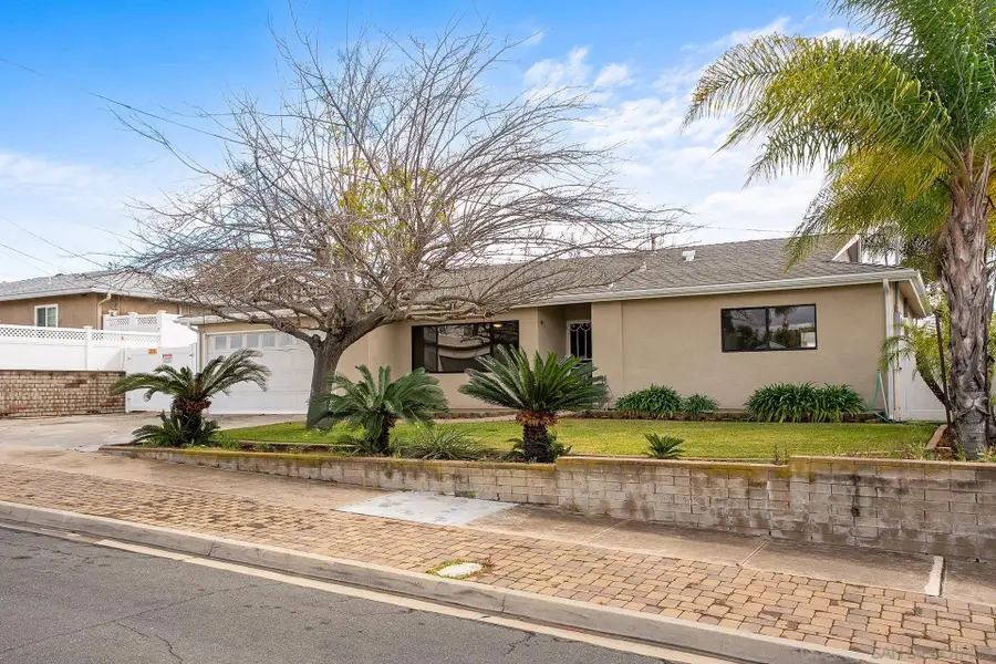 9213 Fenway Rd, Santee, CA 92071 - #2