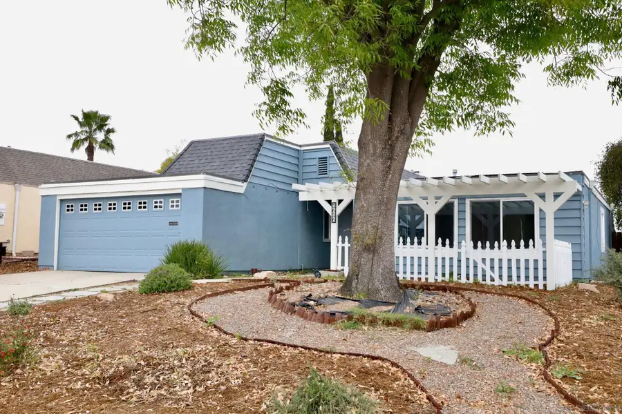 1616 Via Ronda, San Marcos, CA 92069 - #2