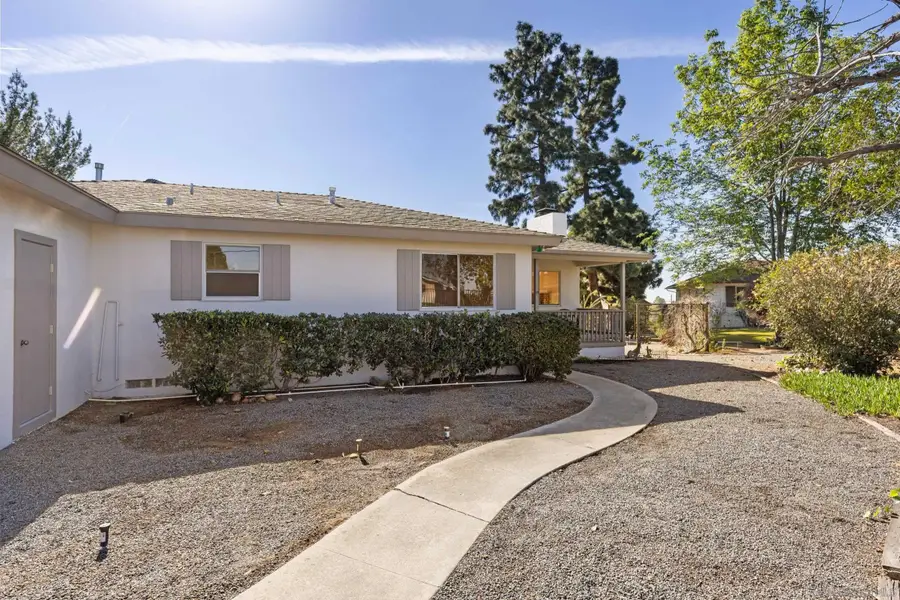 905 Loma Ct, El Cajon, CA 92020 - #2