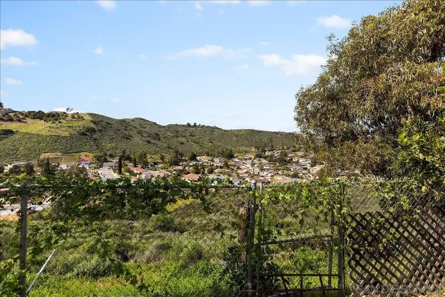 12448 Ridgeton Dr, Lakeside, CA 92040 - #3