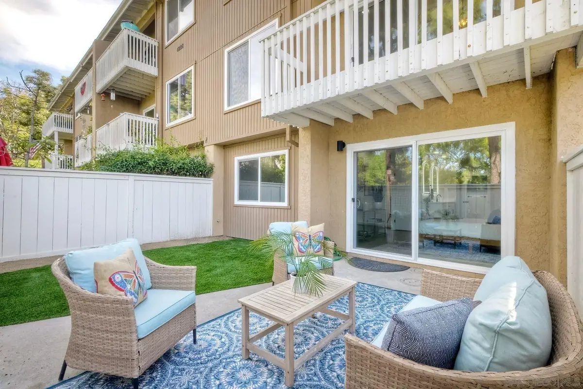 4228 Vista Del Rio Way #2, Oceanside, CA 92057 - #1
