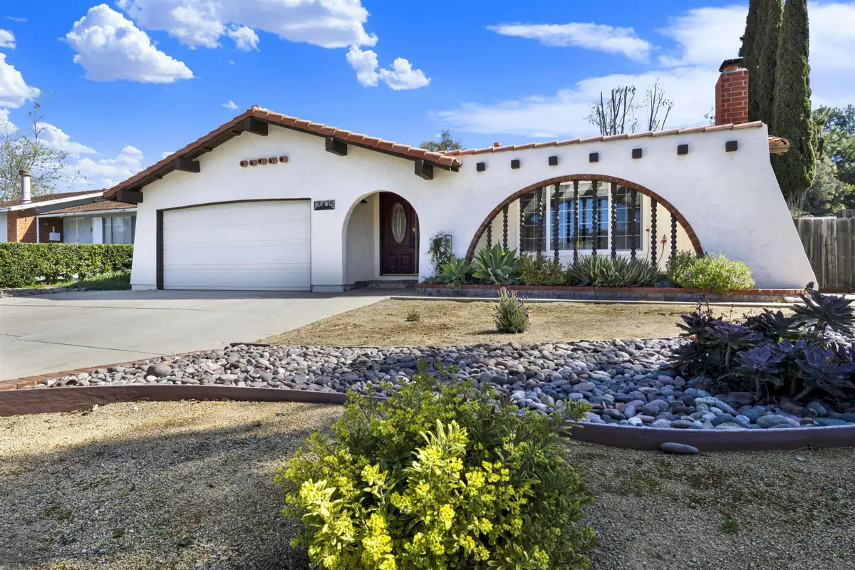 12435 Old Pomerado Rd, Poway, CA 92064 - #1