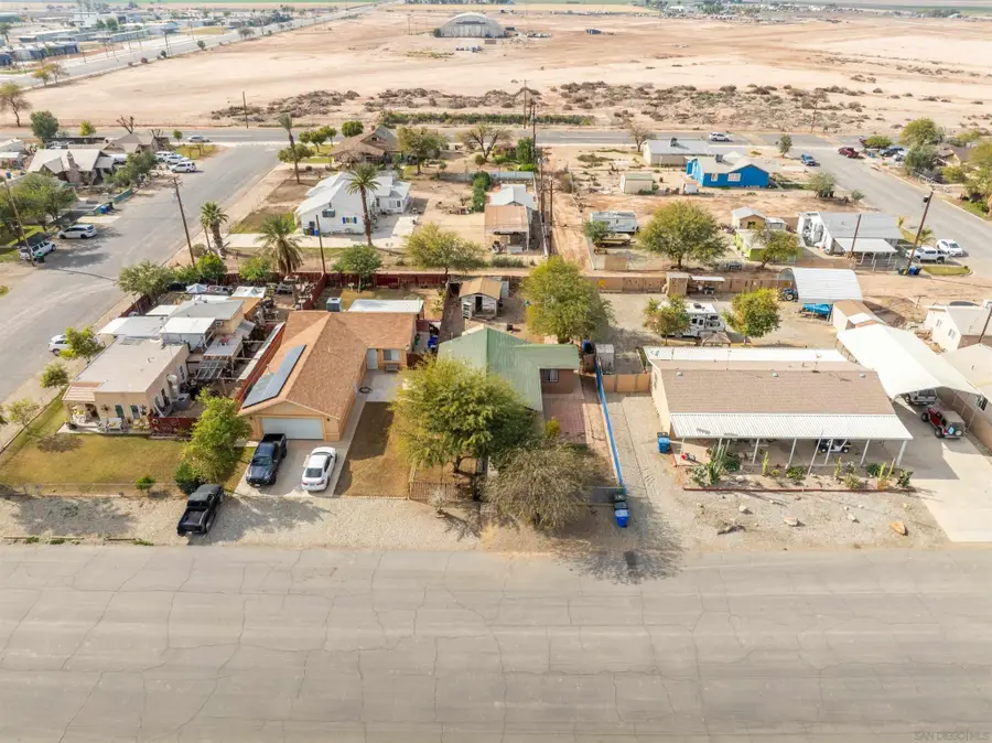 222 N Lake St, Calipatria, CA 92233 - #3