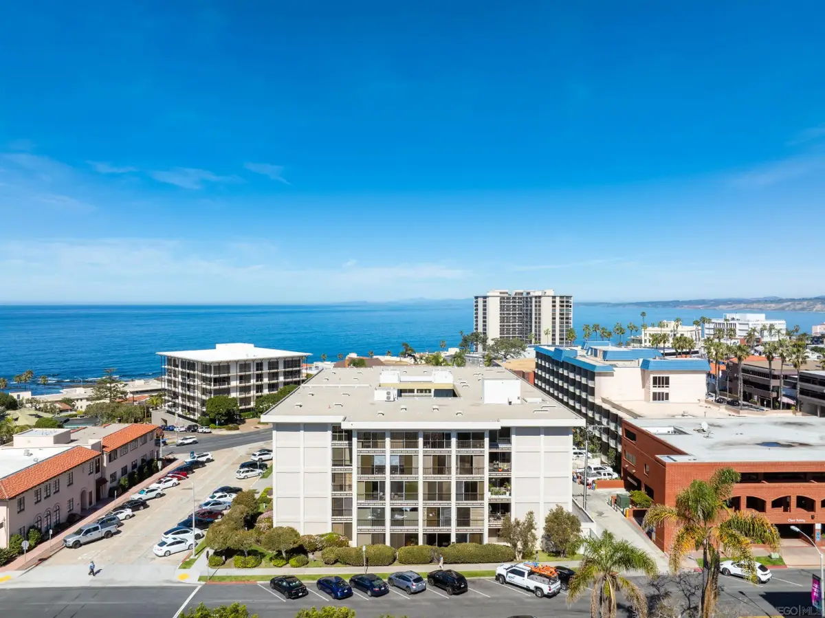 7811 Eads Avenue #206, La Jolla, CA 92037 - #1