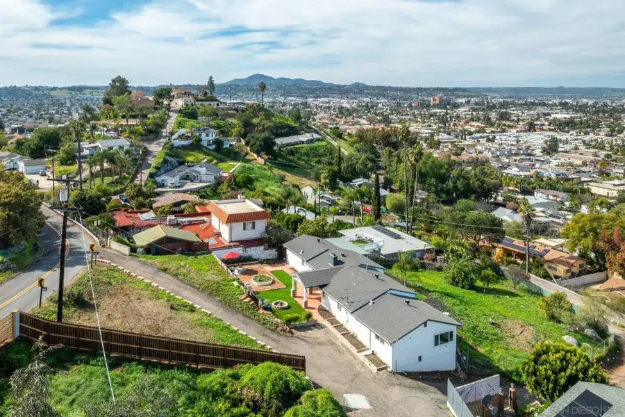 1192 Merritt Dr, El Cajon, CA 92020 - #3