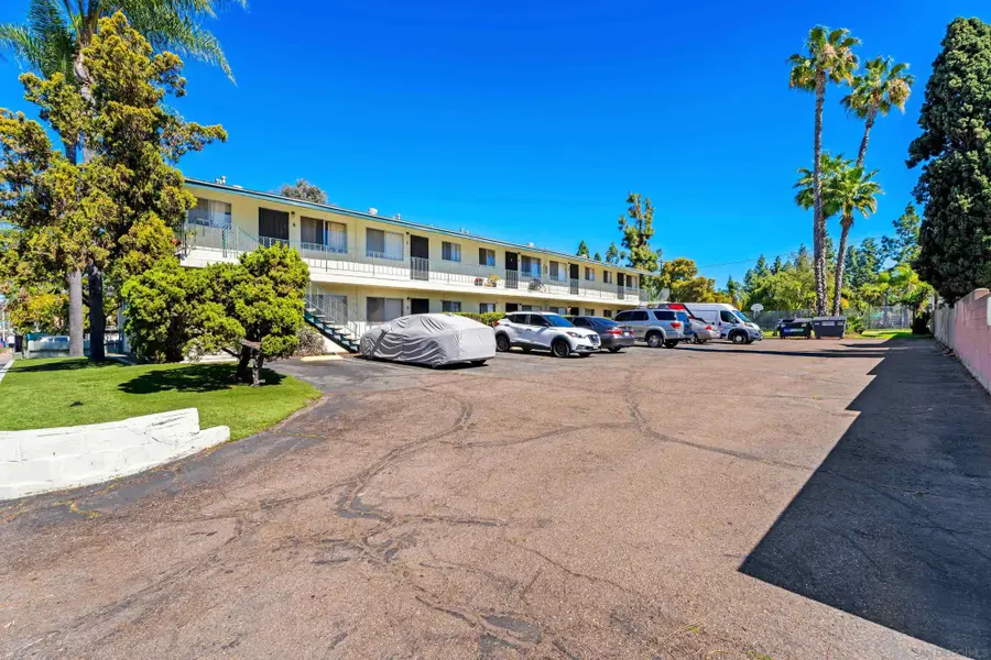 359 N 1st St, El Cajon, CA 92021 - #2