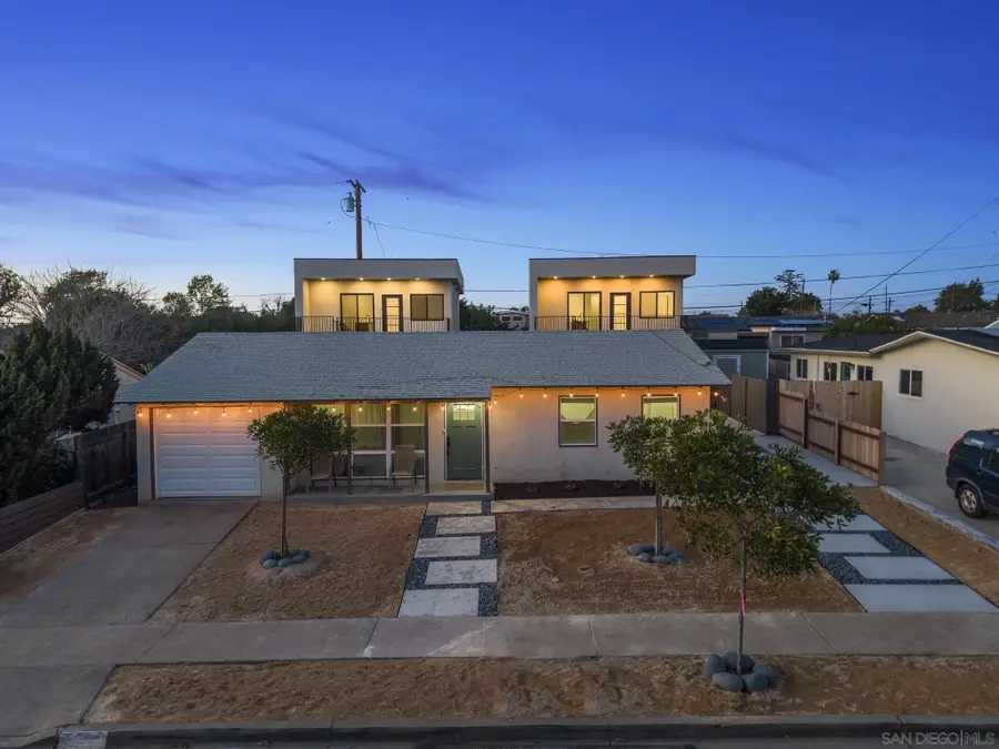 3582 Hatteras, San Diego, CA 92117 - #3