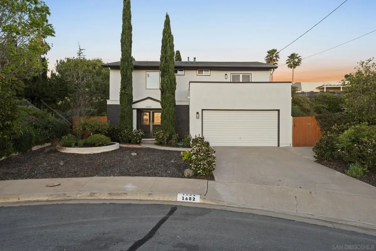 1682 Saddlehorn Dr, San Marcos, CA 92069 - #1