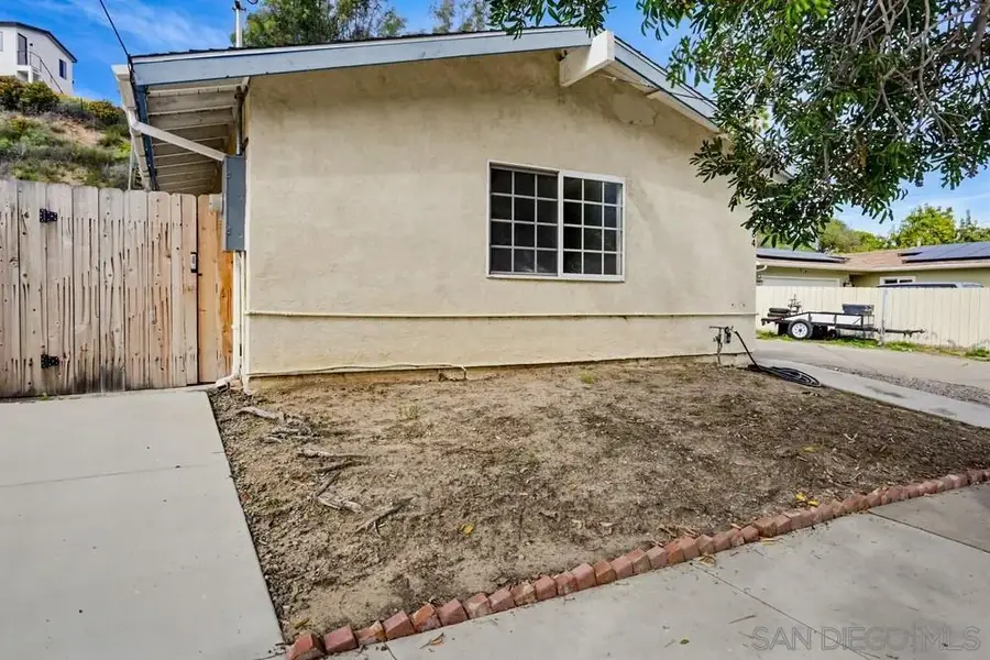 4534 Chateau, San Diego, CA 92117 - #3