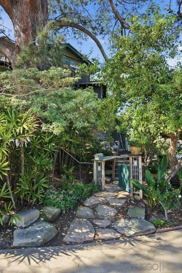 4511 Santa Cruz Avenue, San Diego, CA 92107 - #3