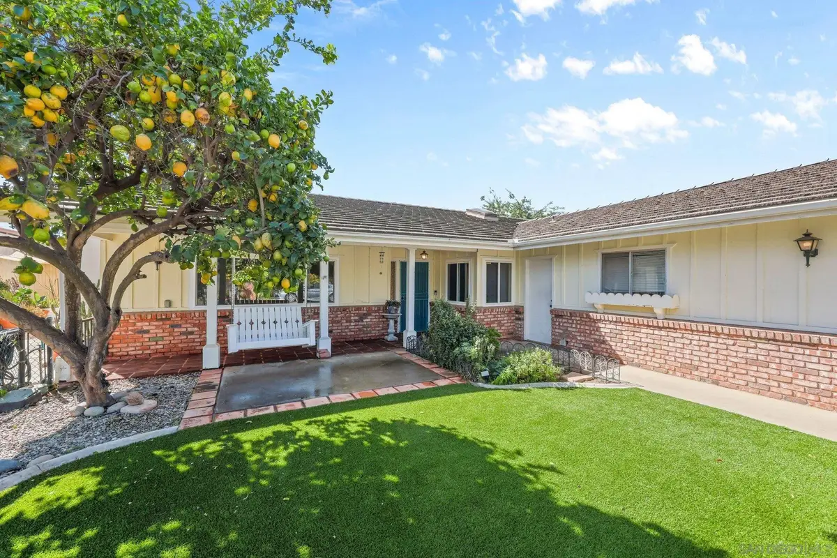 741 Rossiter Lane, Fallbrook, CA 92028 - #1