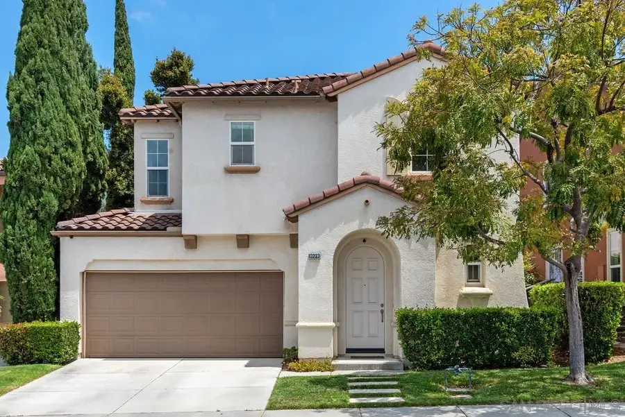 13233 Petunia Way, San Diego, CA 92130 - #3