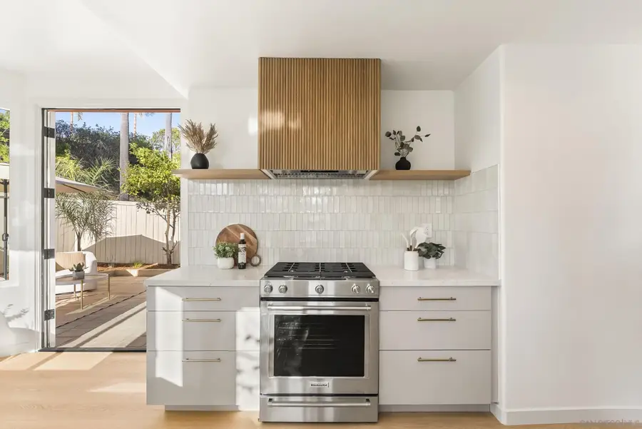 5825 Caminito Del Estio, La Jolla, CA 92037 - #2