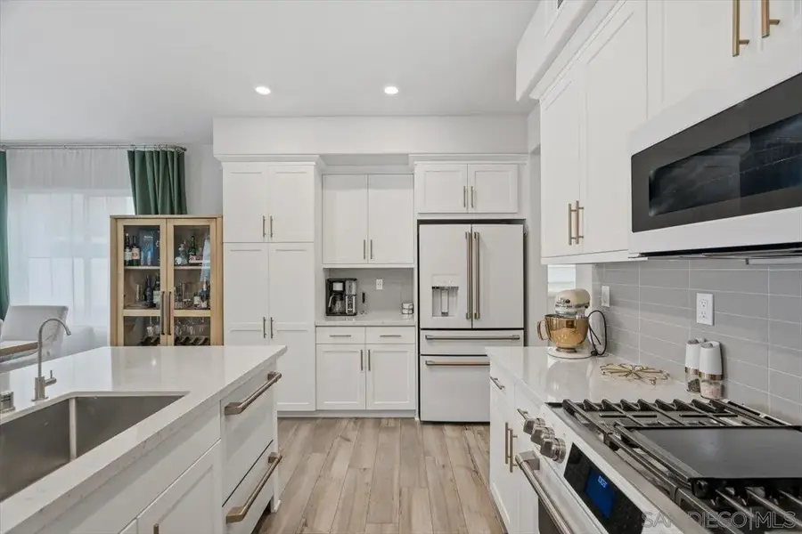 1521 Meriwood Way, Vista, CA 92083 - #2