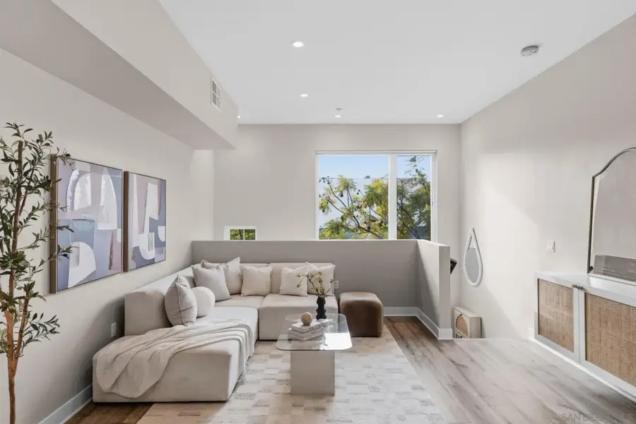 2055 5th Ave, San Diego, CA 92101 - #3