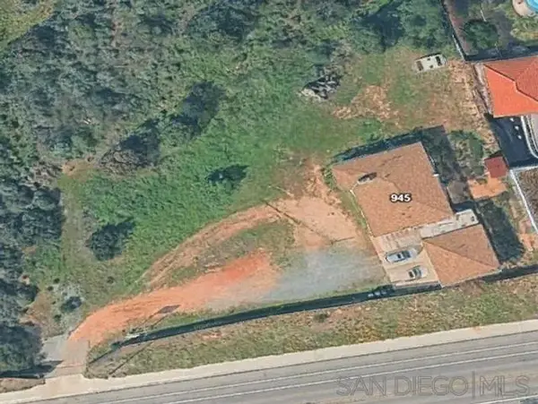 945 E J St., Chula Vista, CA 91910