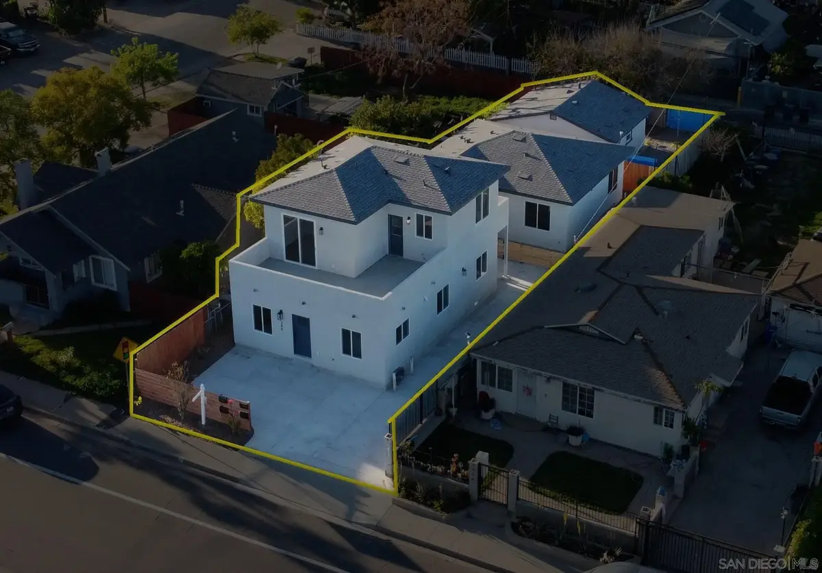 752 W 9th Ave, Escondido, CA 92025 - #1