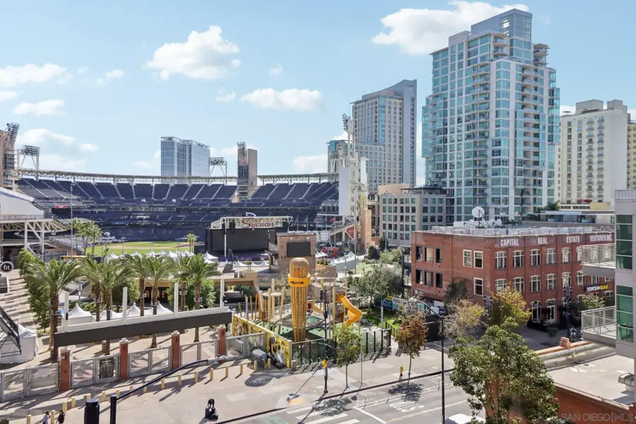 427 9th Ave #504, San Diego, CA 92101 - #3