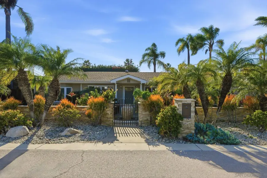 433 Seabright Ln, Solana Beach, CA 92075 - #2