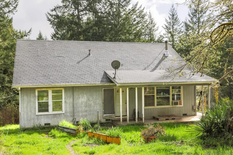 9897 Dyerville Loop Rd, Myers Flat, CA 95554 - #2