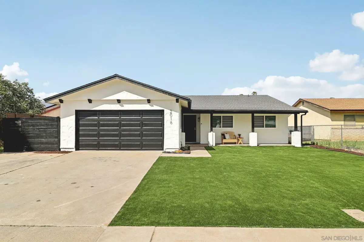 2016 Oak Hill Dr, Escondido, CA 92027 - #1