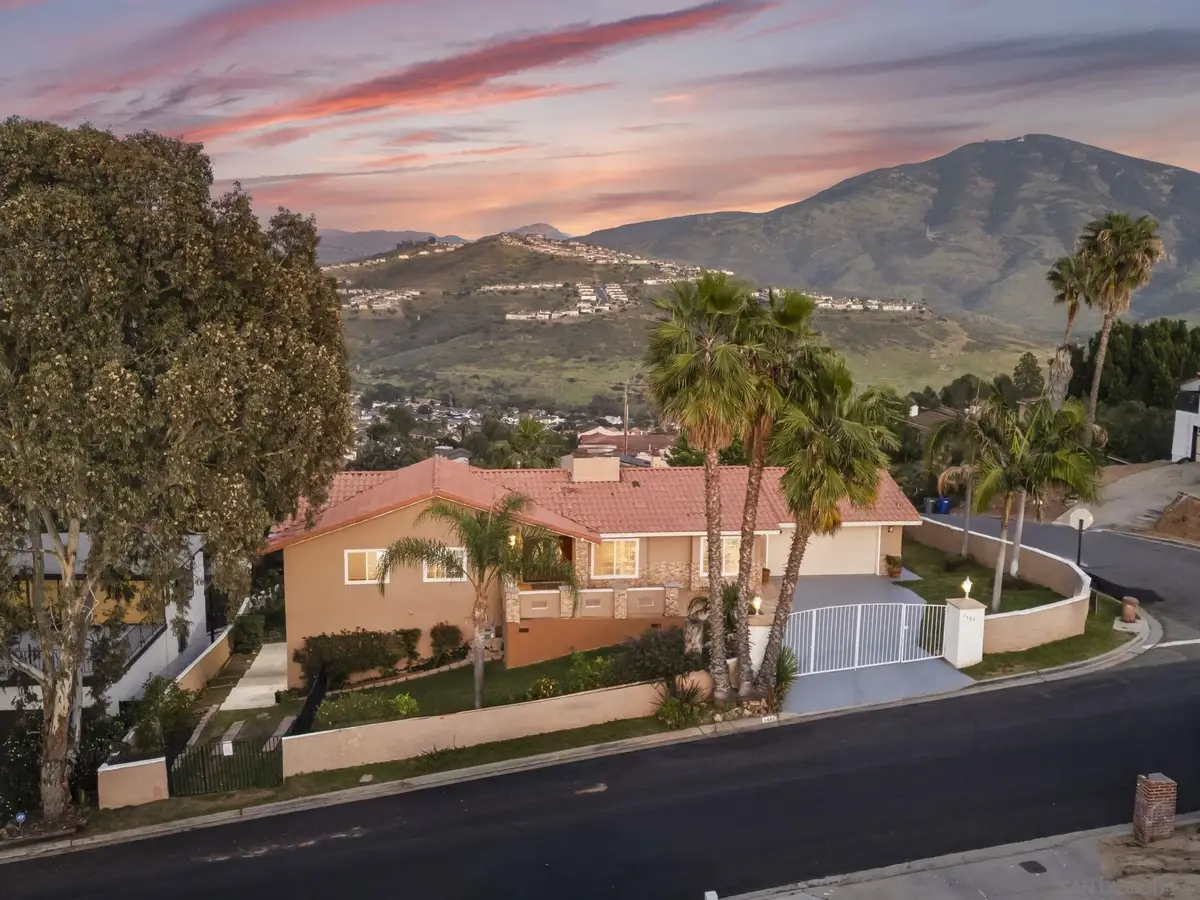 1405 Cuyamaca Ave, Spring Valley, CA 91977 - #1