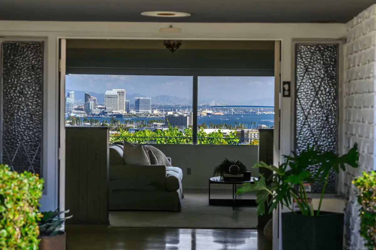 2255 Evergreen St, San Diego, CA 92106 - #1