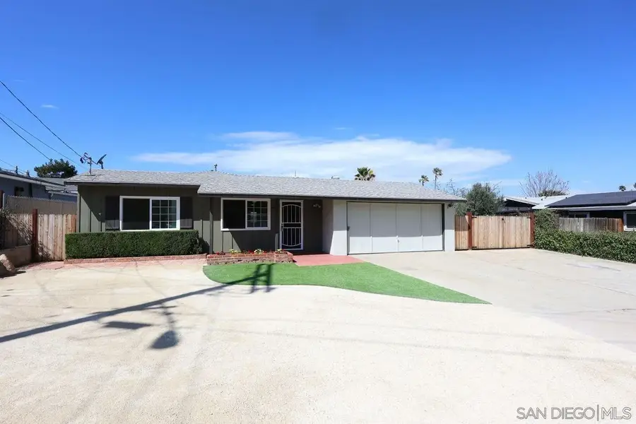 11102 Shadow Hill Way, Santee, CA 92071 - #2