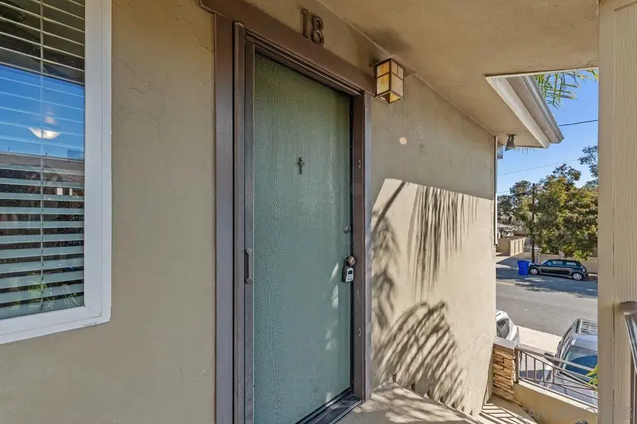 3932 9th Ave #18, San Diego, CA 92103 - #2