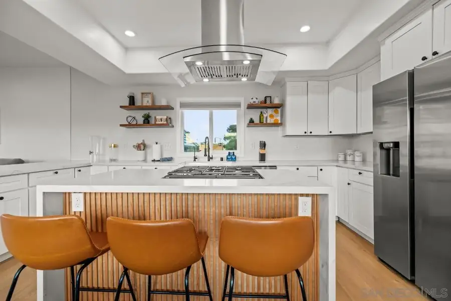 727 Ostend, San Diego, CA 92109 - #2