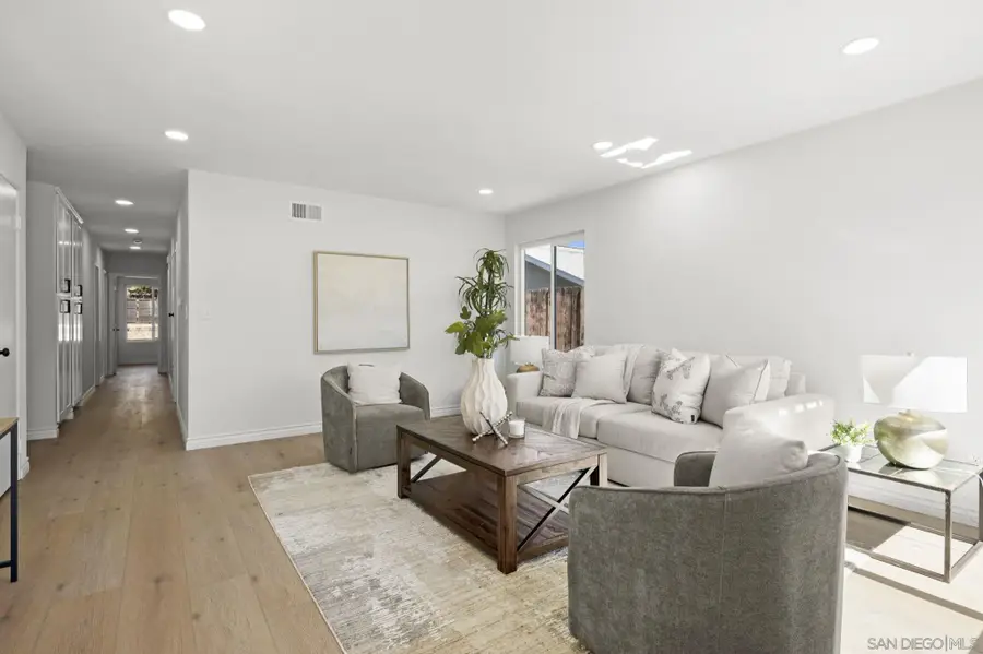 8432 Parkbrook St, San Diego, CA 92114 - #3