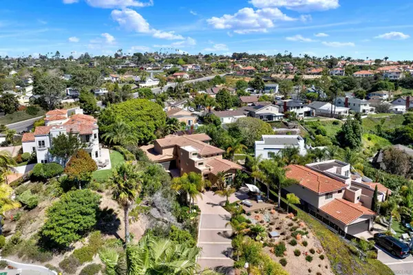 4390 Yuki Ln, Carlsbad, CA 92008