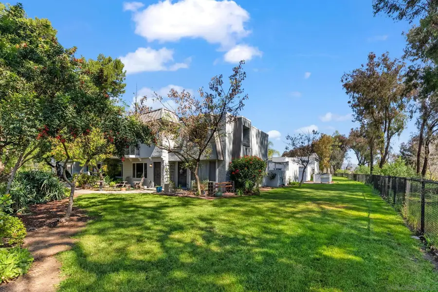 9401 Carlton Oaks Dr #E, Santee, CA 92071 - #2