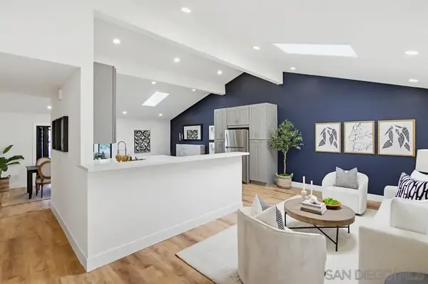 4793 54th, San Diego, CA 92115