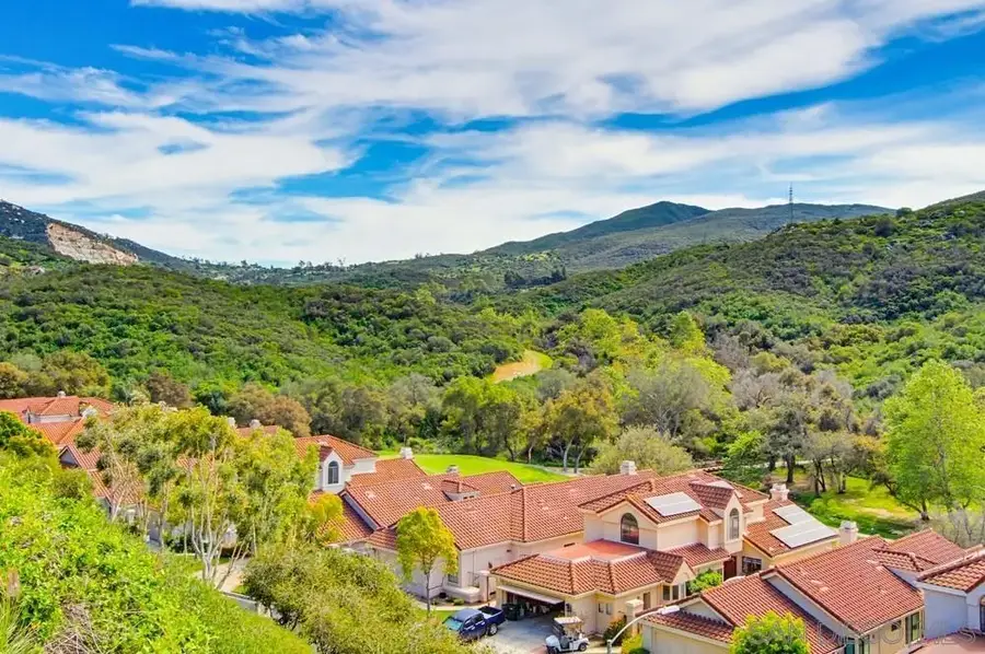 28782 Vista Valley Dr, Vista, CA 92084 - #3