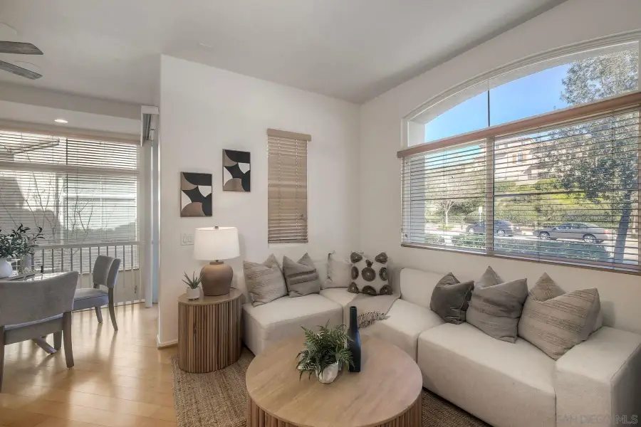 598 Almond Rd, San Marcos, CA 92078 - #2