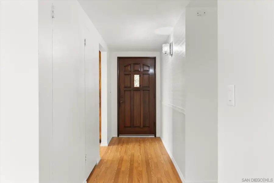 11518 205th St, Lakewood, CA 90715 - #3