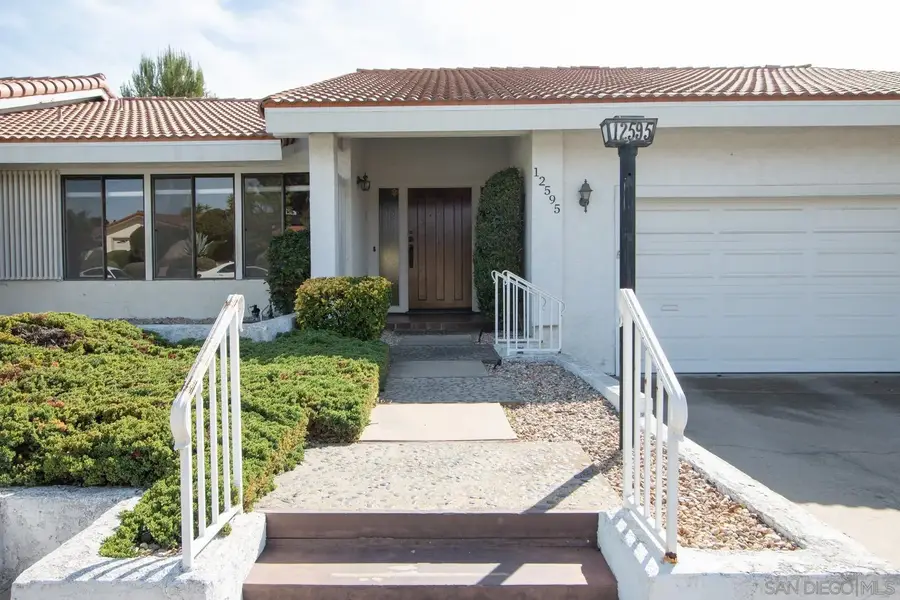 12595 Camino Vuelo, San Diego, CA 92128 - #3