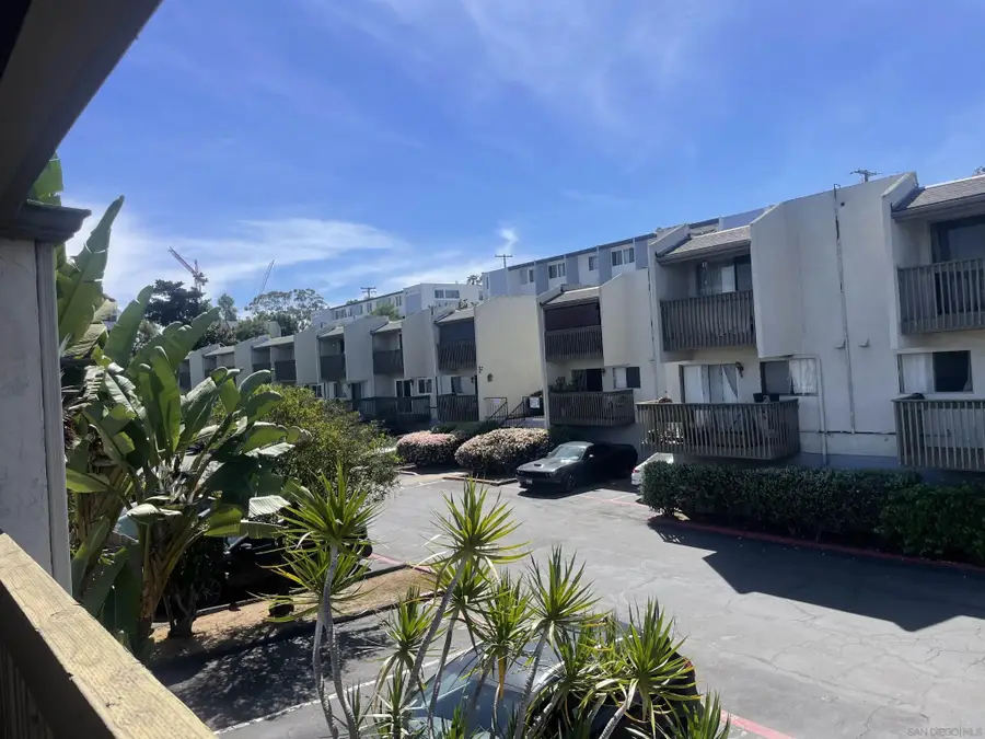 3282 Berger Avenue #Unit D5, San Diego, CA 92123 - #3
