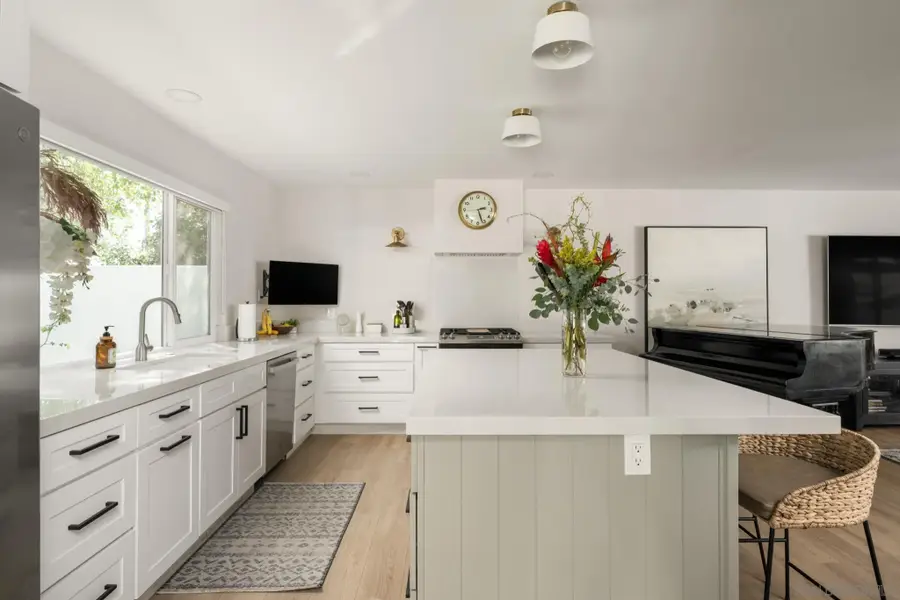 2927 Levante St, Carlsbad, CA 92009 - #3