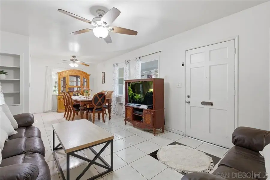 5549 Dream St, San Diego, CA 92114 - #3
