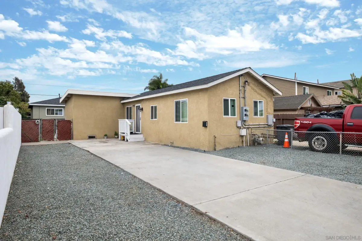 931-935 13'th St, Imperial Beach, CA 91932 - #1