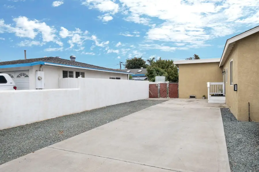 931-935 13'th St, Imperial Beach, CA 91932 - #2