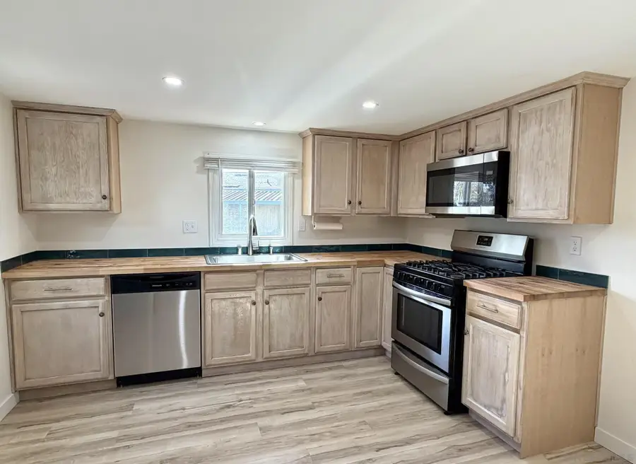 6460 Convoy Ct #126, San Diego, CA 92117 - #2