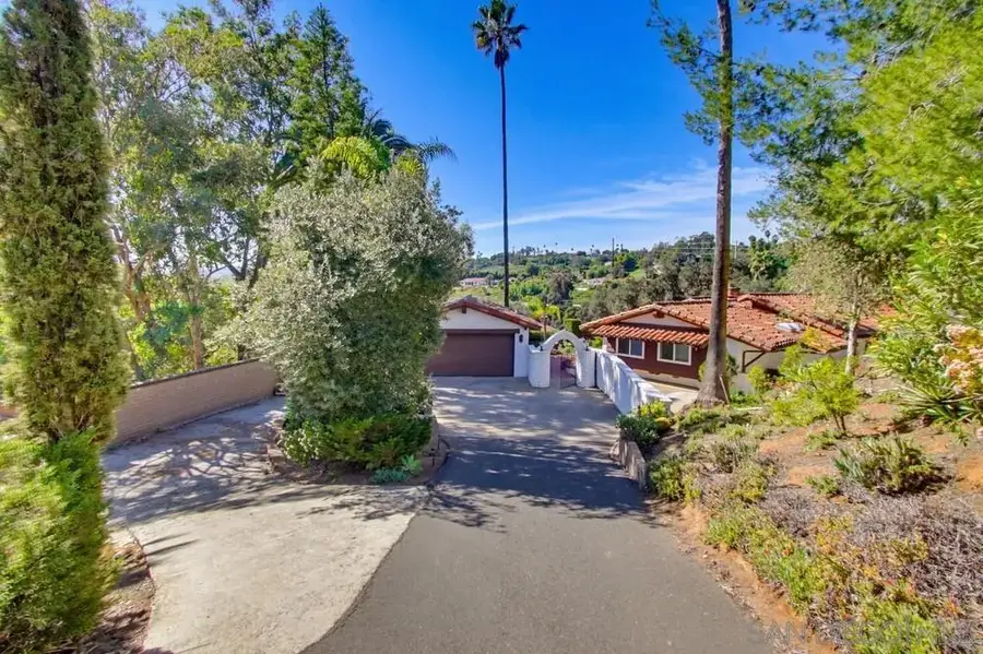 2835 Verda Ave., Escondido, CA 92025 - #2